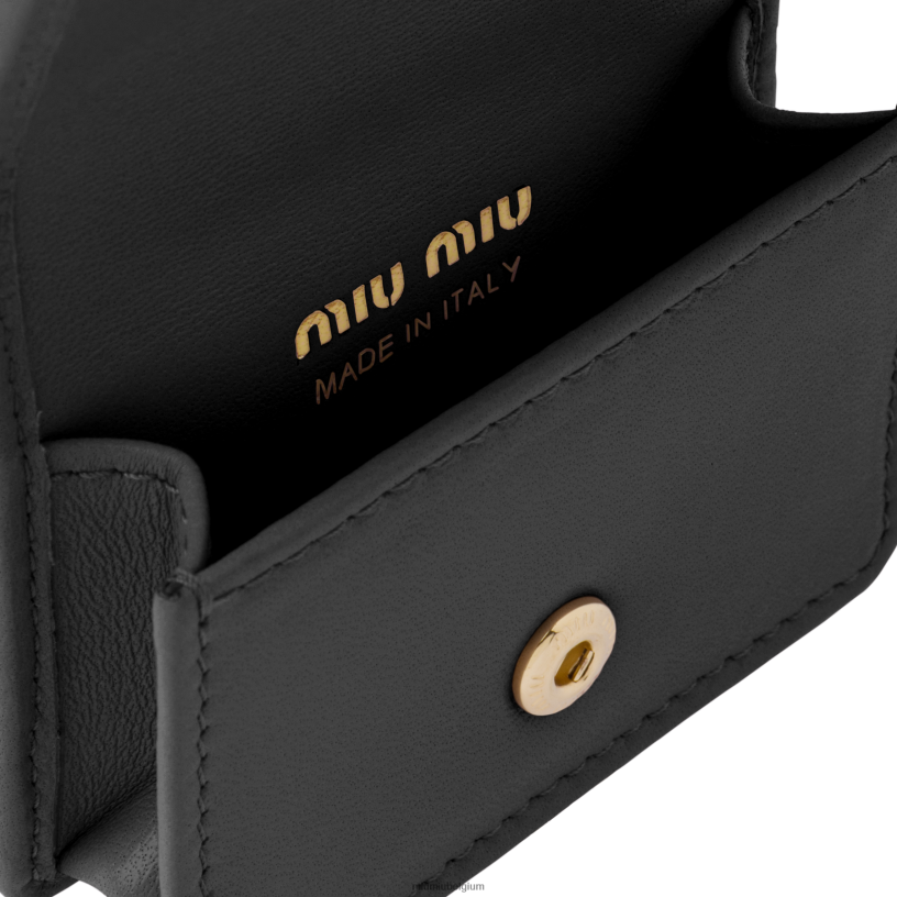 Miu Miu zwartmatelasse nappa lederen airpods pro case N8F6L1097 accessoires