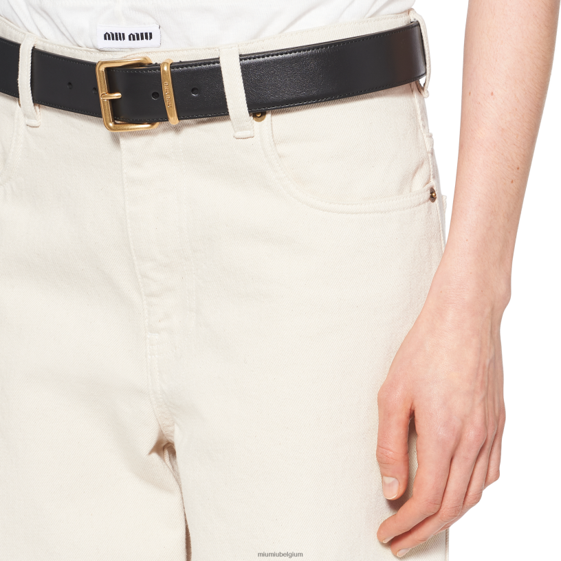 Miu Miu ecruspijkerbroek met vijf zakken N8F6L935 klaar om te dragen