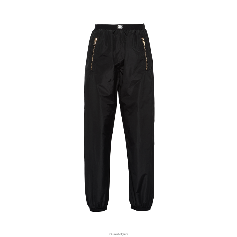 Miu Miu zwarttechnische zijden joggingbroek N8F6L953 klaar om te dragen