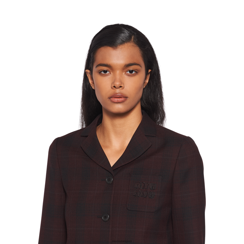 Miu Miu bordeauxgeruite jas met één rij knopen N8F6L514 klaar om te dragen
