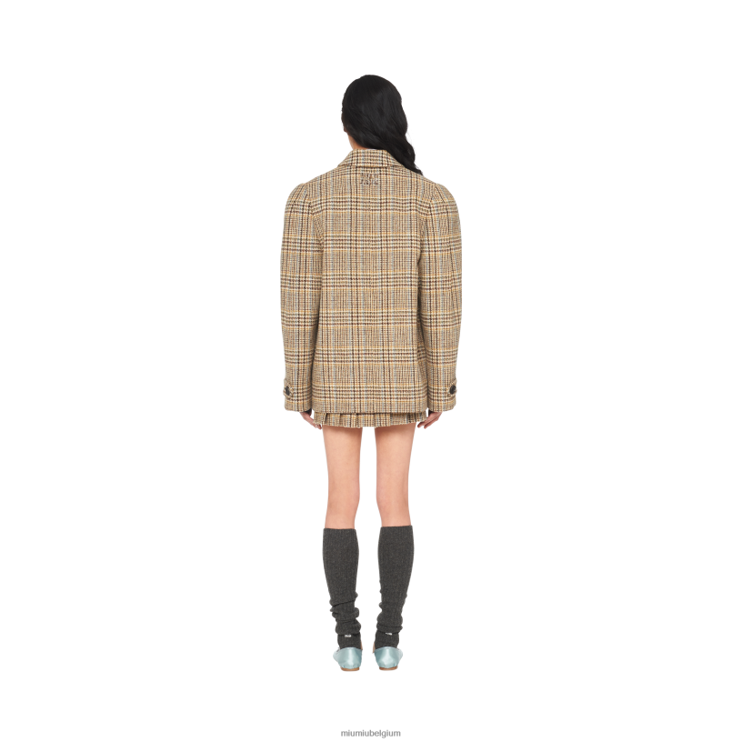 Miu Miu cacao bruingeruite jas met dubbele rij knopen N8F6L507 klaar om te dragen