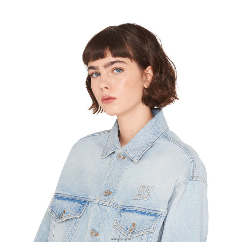 Miu Miu lichtblauwgeborduurd denim blousonjack N8F6L524 klaar om te dragen