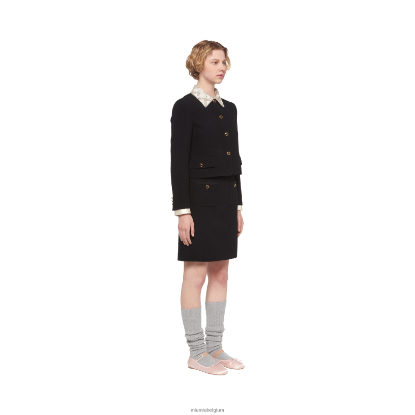 Miu Miu zwartsingle-breasted bouclé jasje met borduursels N8F6L519 klaar om te dragen