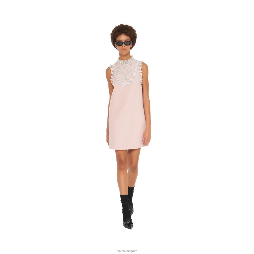 Miu Miu antiekgeborduurd tricotine mini-jurkje N8F6L431 klaar om te dragen