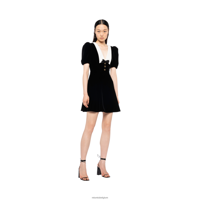 Miu Miu zwart witfluwelen mini-jurk N8F6L408 klaar om te dragen