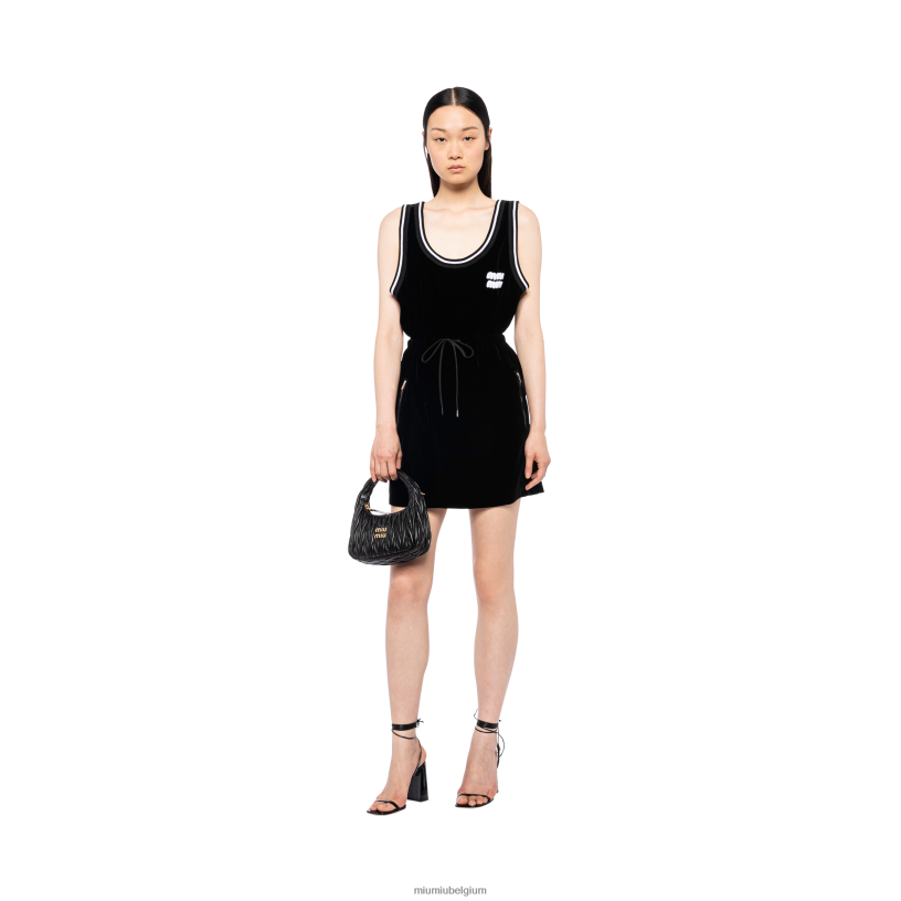 Miu Miu zwartfluwelen mini-jurk N8F6L409 klaar om te dragen