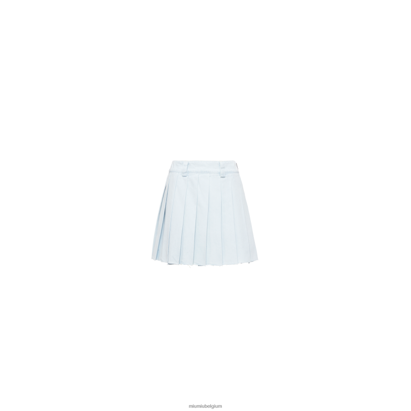 Miu Miu lichtblauwdenim minirok N8F6L867 klaar om te dragen