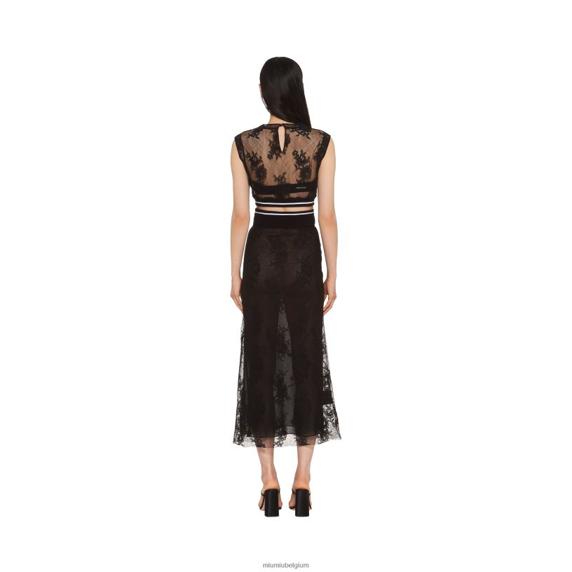 Miu Miu zwartlange kanten rok N8F6L878 klaar om te dragen