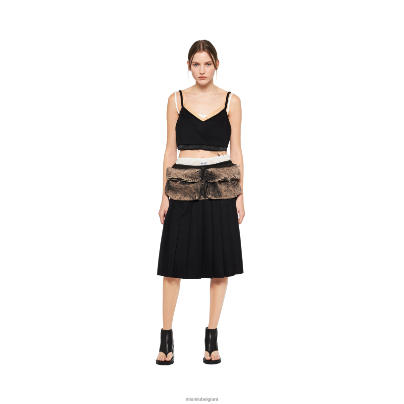 Miu Miu zwartvelours rok N8F6L851 klaar om te dragen