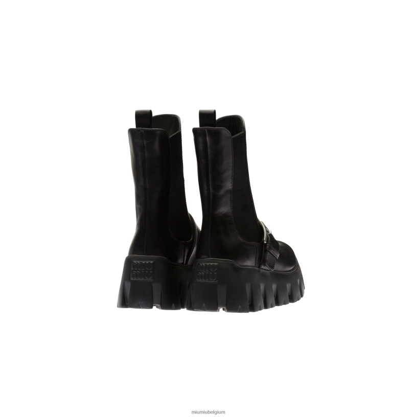Miu Miu zwartleren laarsjes met riempje N8F6L340 schoenen