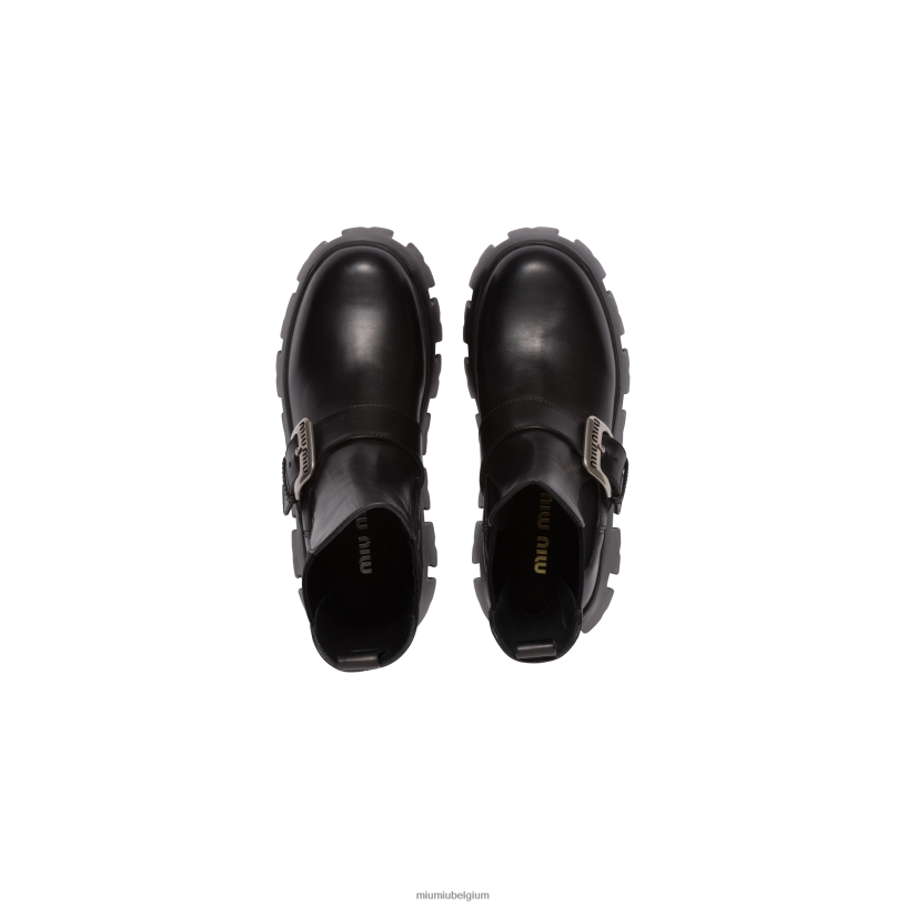 Miu Miu zwartleren laarsjes met riempje N8F6L340 schoenen
