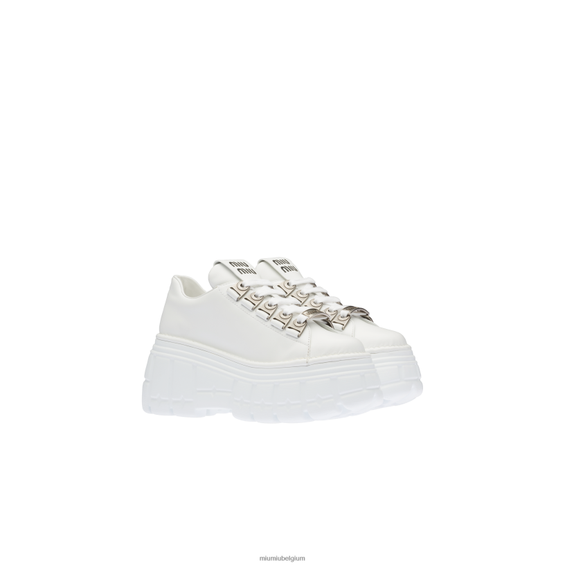 Miu Miu witleren veter derby schoenen N8F6L331 loafers en veterschoenen