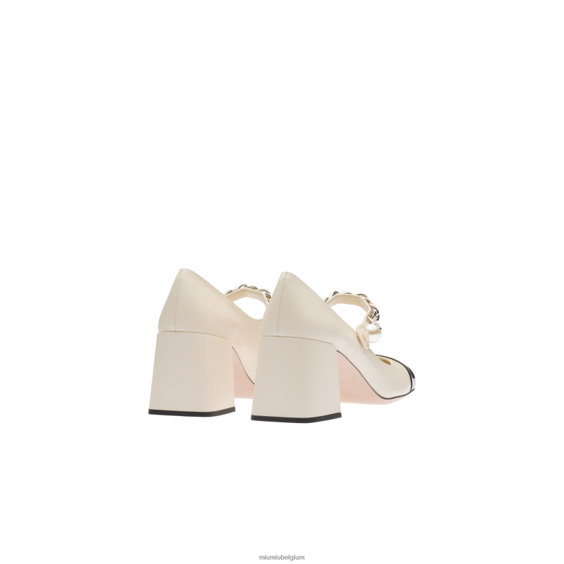 Miu Miu ivoor/zwartleren pumps N8F6L192 schoenen