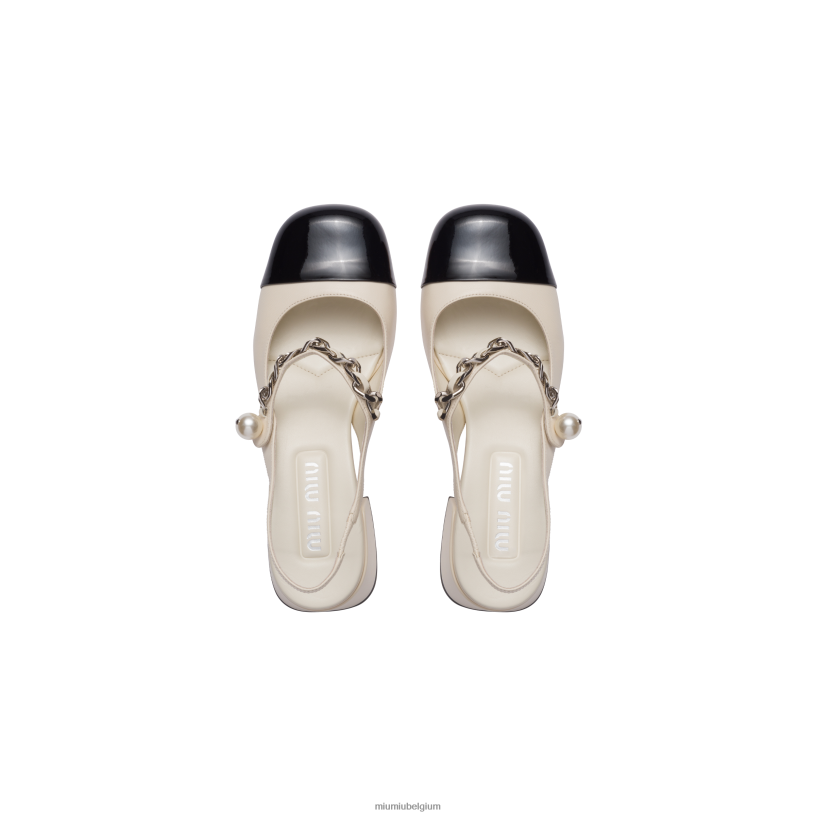 Miu Miu ivoor/zwartleren slingback pumps N8F6L190 schoenen