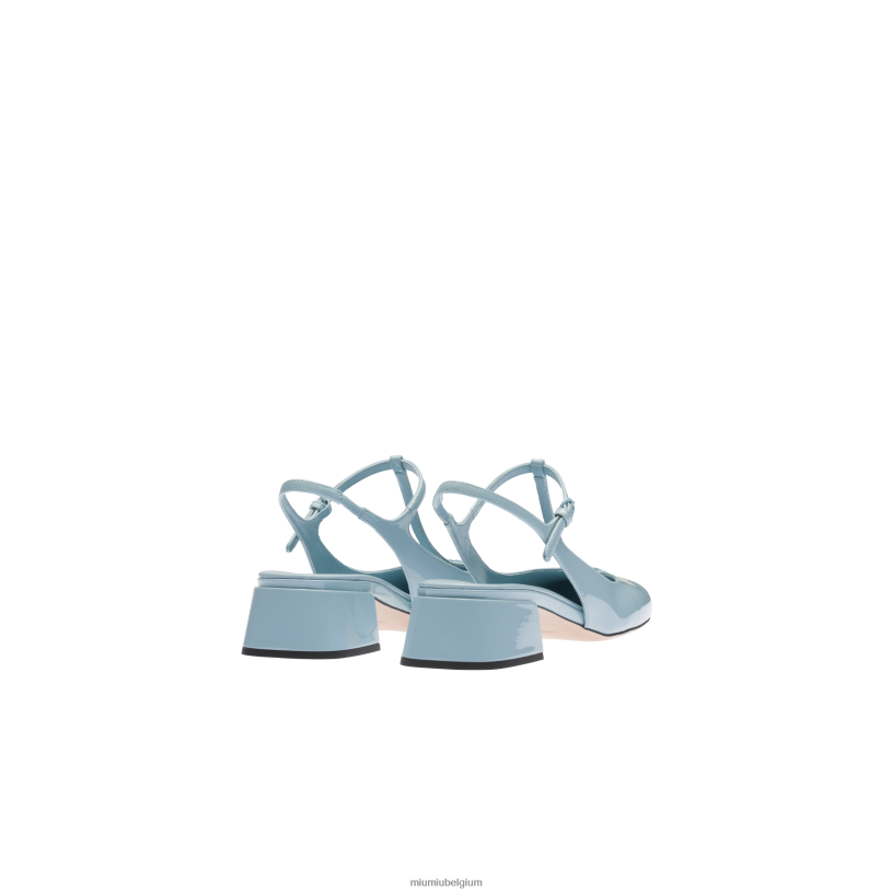 Miu Miu lichtblauwslingback pumps van lakleer N8F6L179 schoenen