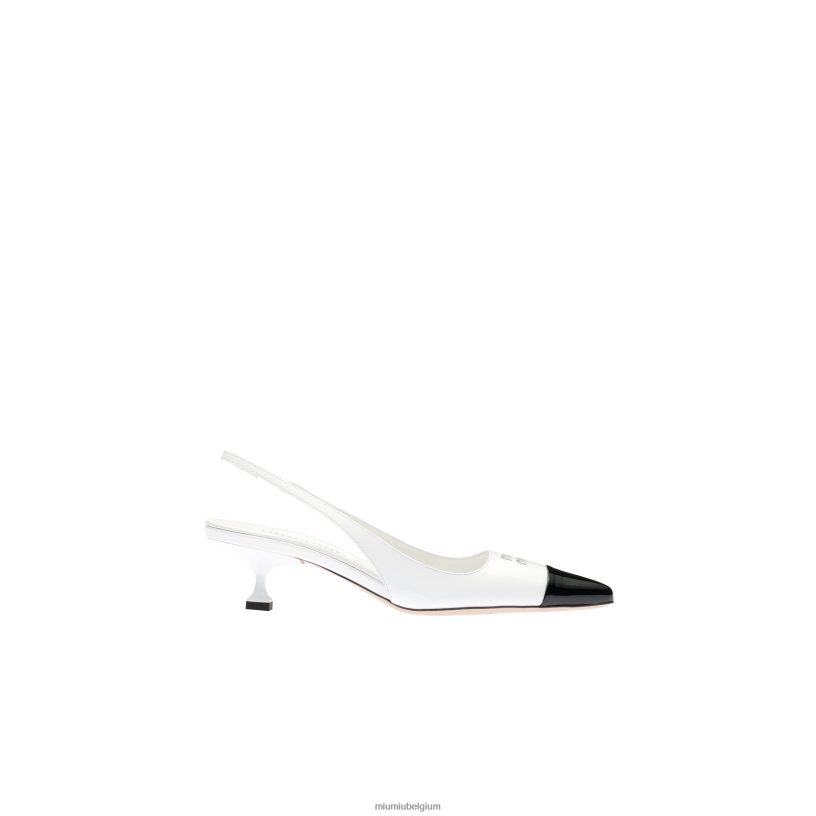 Miu Miu wit Zwartpumps van lakleer N8F6L181 schoenen