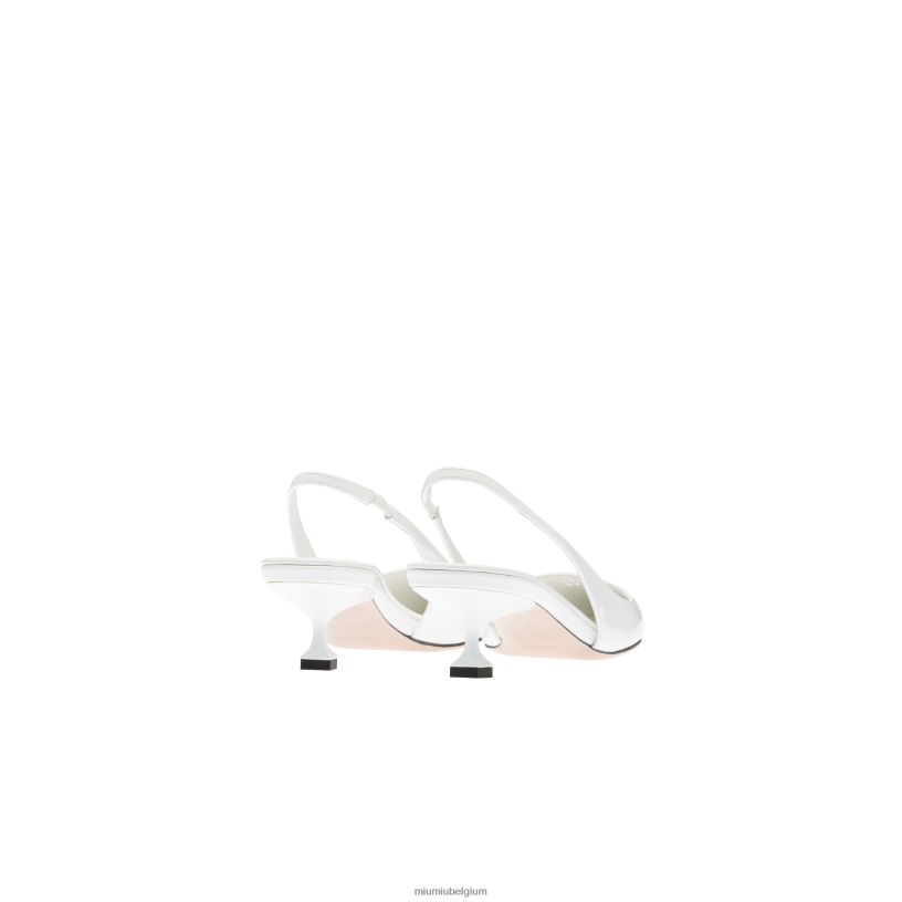 Miu Miu wit Zwartpumps van lakleer N8F6L181 schoenen
