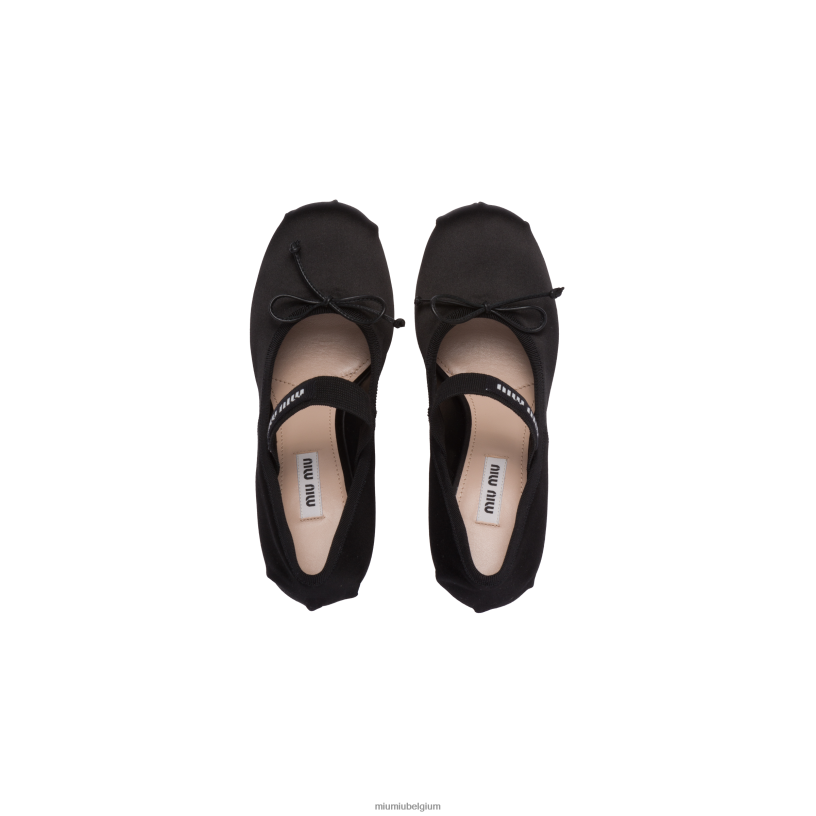 Miu Miu zwartsatijnen pumps N8F6L187 schoenen