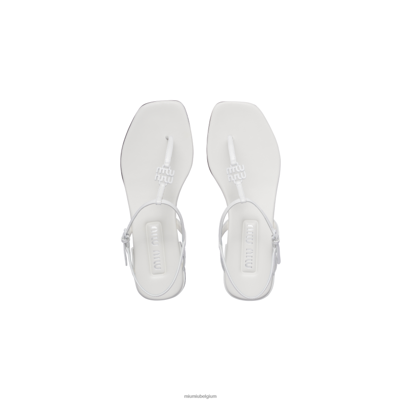 Miu Miu witsandalen met lakleren teenslippers N8F6L213 schoenen