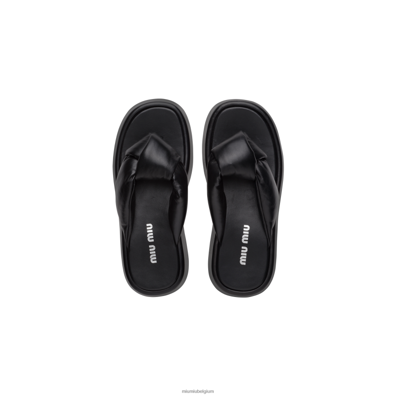 Miu Miu zwartgewatteerde teensandalen van mordore nappaleer N8F6L272 schoenen