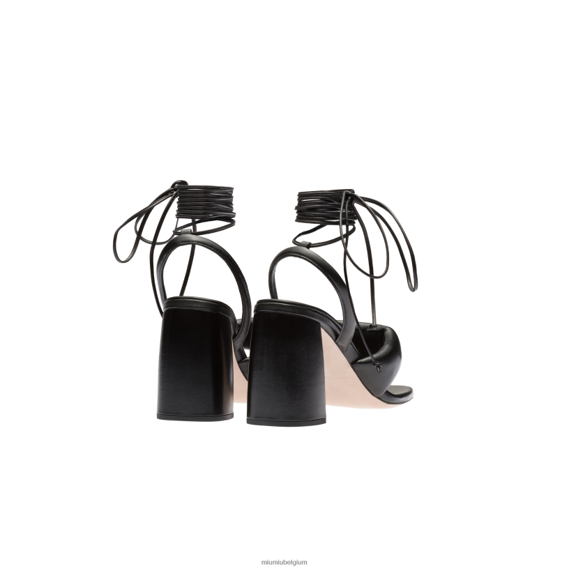 Miu Miu zwartleren teenslippers N8F6L229 schoenen