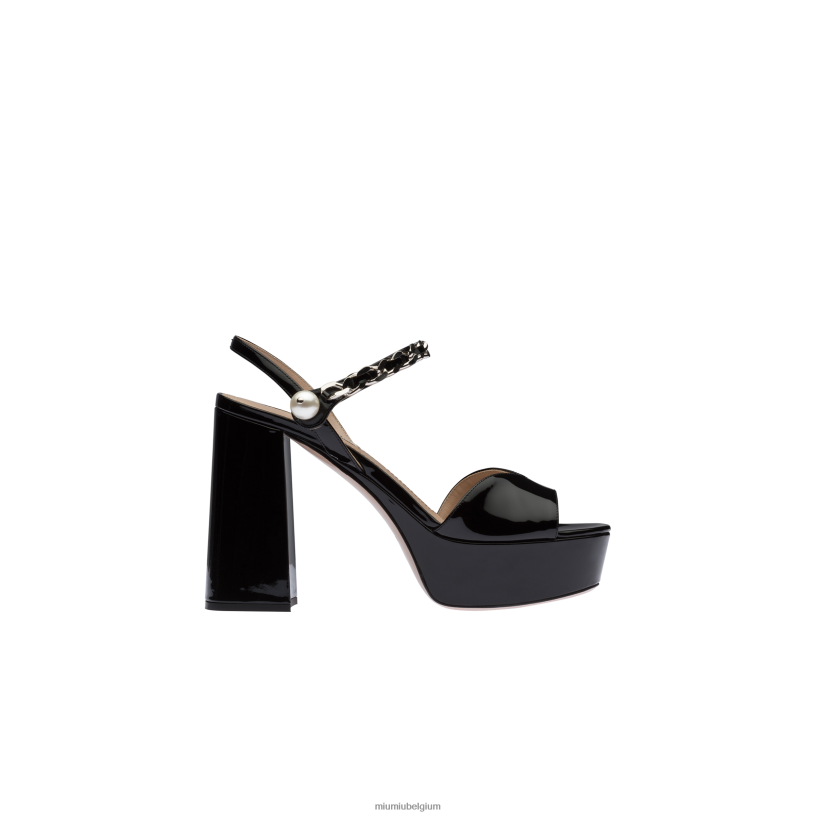 Miu Miu zwartplateausandalen van lakleer N8F6L242 schoenen