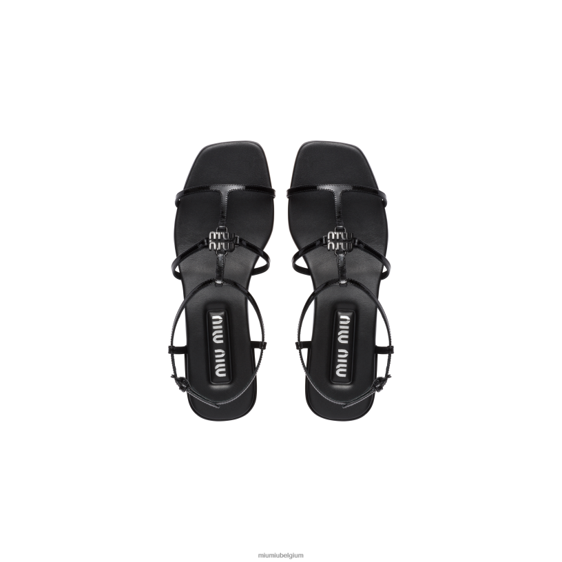 Miu Miu zwartsandalen van lakleer N8F6L209 schoenen