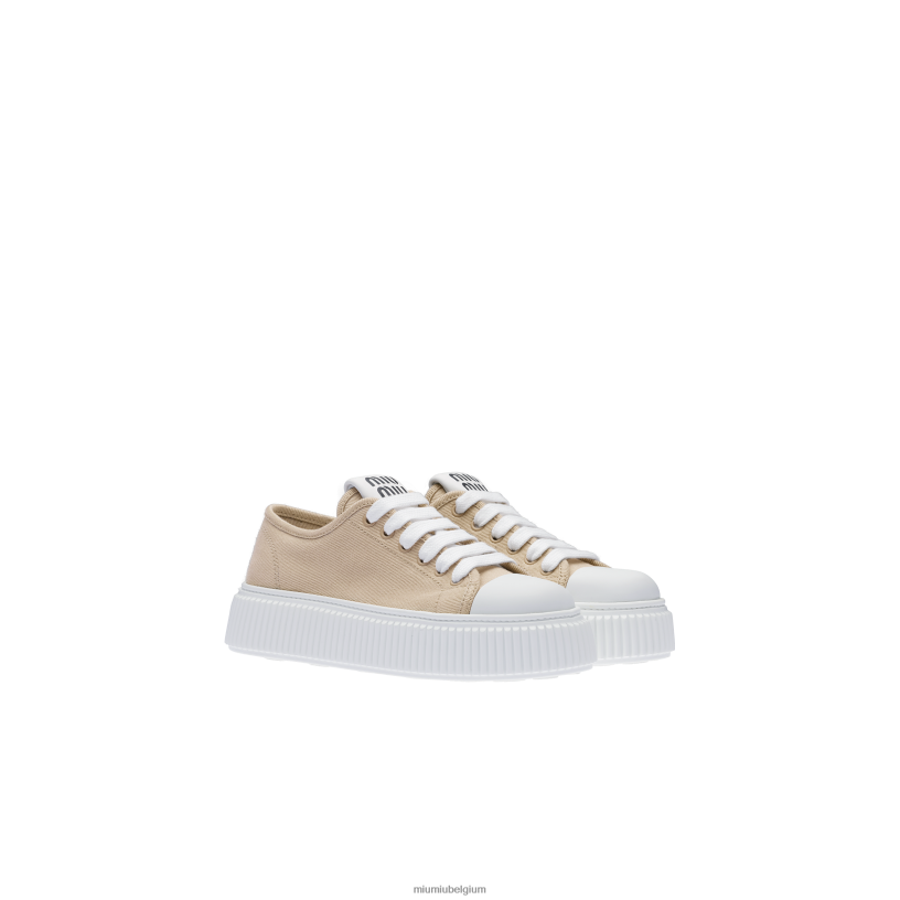 Miu Miu koloniaal beigespijkersneakers N8F6L296 schoenen