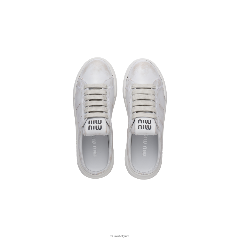 Miu Miu witgebleekt leren sneakers N8F6L290 schoenen