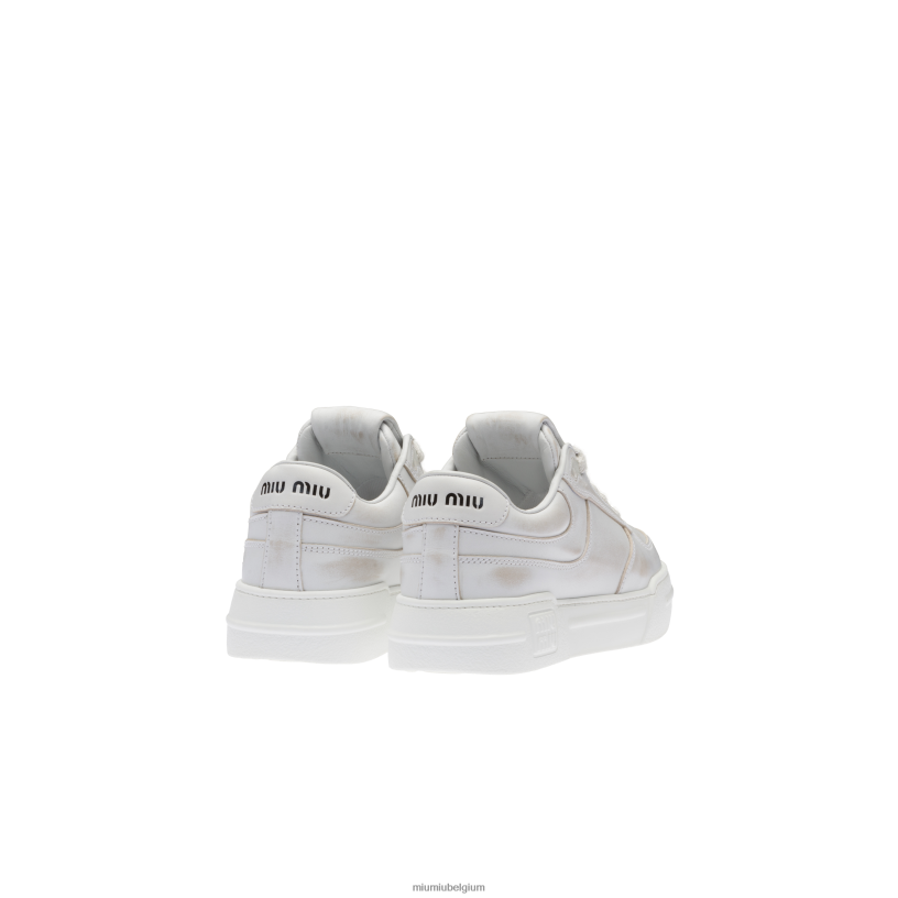 Miu Miu witgebleekt leren sneakers N8F6L295 schoenen