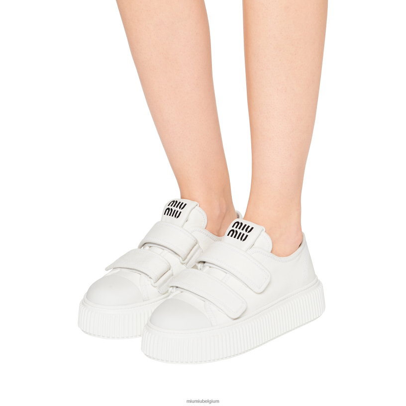 Miu Miu witspijkersneakers N8F6L298 schoenen