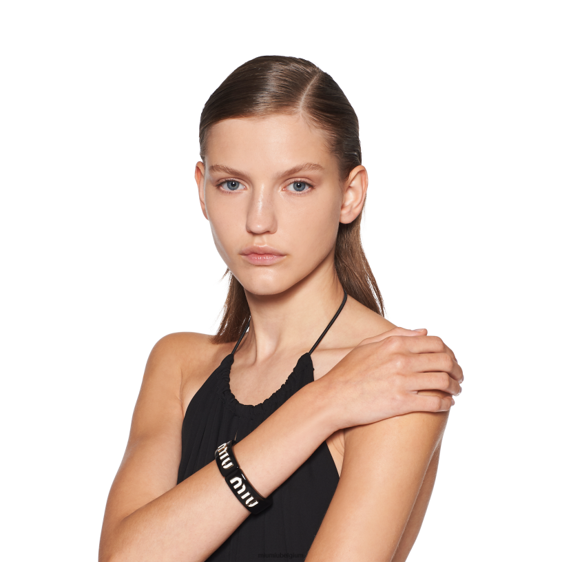 Miu Miu zwart witplexiglas en metalen armband N8F6L1360 juwelen