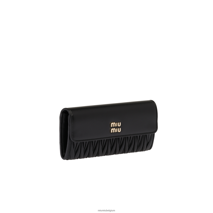 Miu Miu zwartgrote gematelasseerde nappa lederen portemonnee N8F6L1086 verzameling