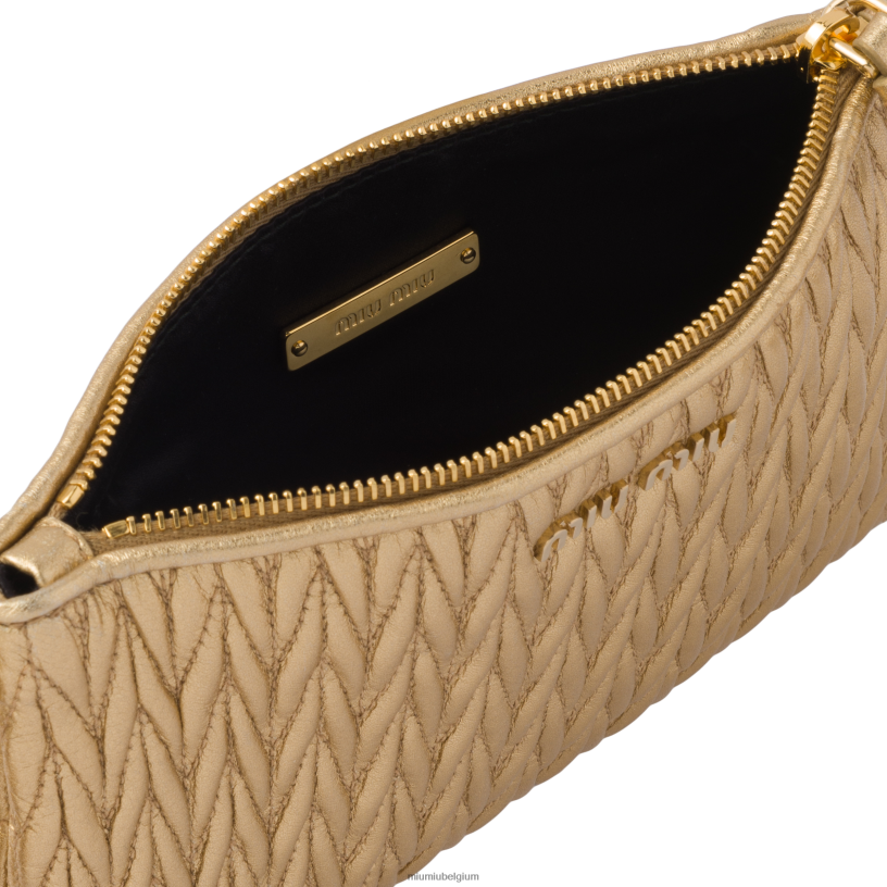 Miu Miu platinaetui van gematteerd nappaleer N8F6L1090 verzameling