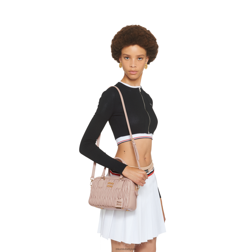 Miu Miu Waterlelietas van gematelasseerd nappaleer met handvat aan de bovenkant N8F6L147 verzameling