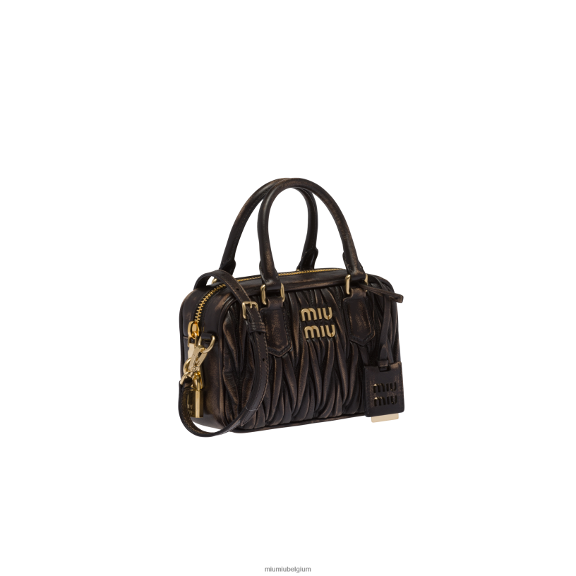 Miu Miu zand/koffietas van gematelasseerd nappaleer met handvat aan de bovenkant N8F6L142 verzameling