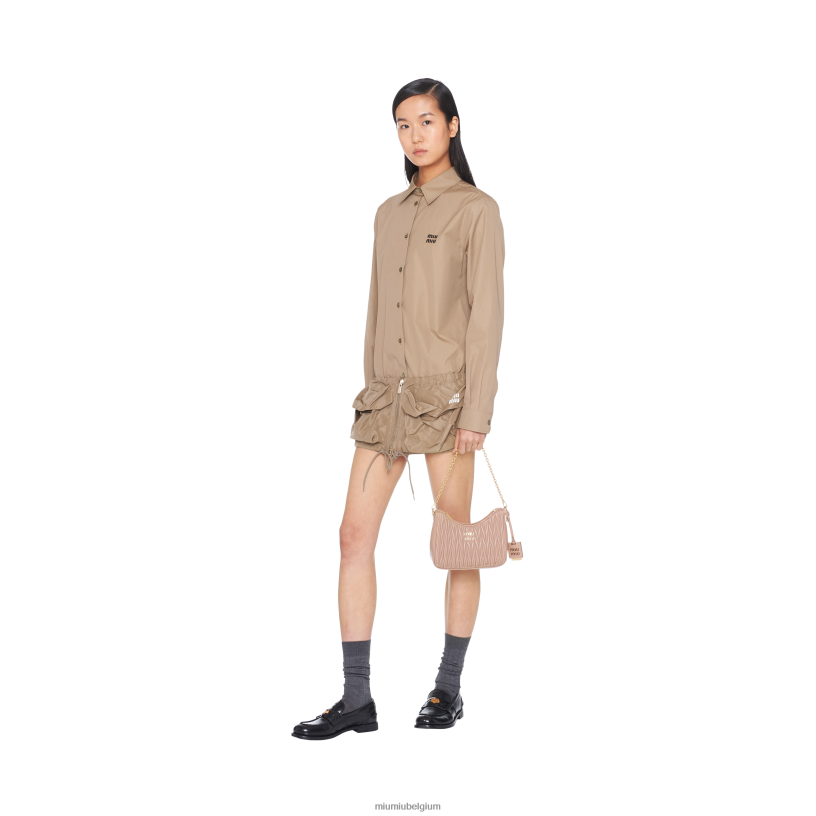 Miu Miu cameogematelasseerde schoudertas van nappaleer N8F6L58 verzameling