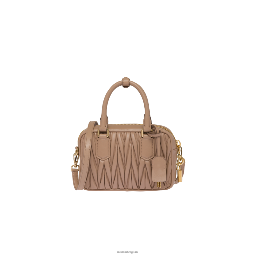 Miu Miu cameotas van gematelasseerd nappaleer met handvat aan de bovenkant N8F6L43 verzameling