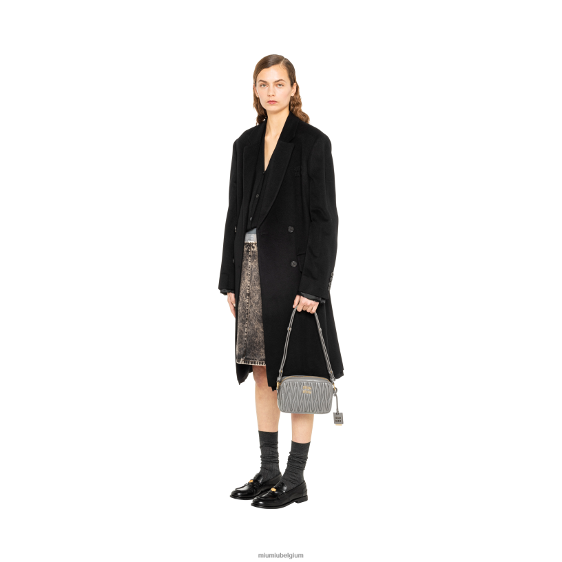 Miu Miu marmer grijsgematelasseerde schoudertas van nappaleer N8F6L72 verzameling