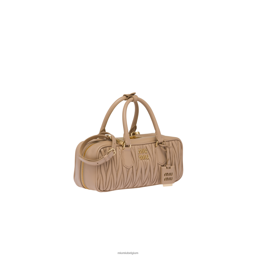Miu Miu zandbeigeArcadie gematelasseerde tas van nappaleer N8F6L48 verzameling