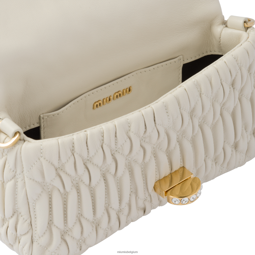 Miu Miu witkristallen nappaleer en kristallen minitas N8F6L169 verzameling