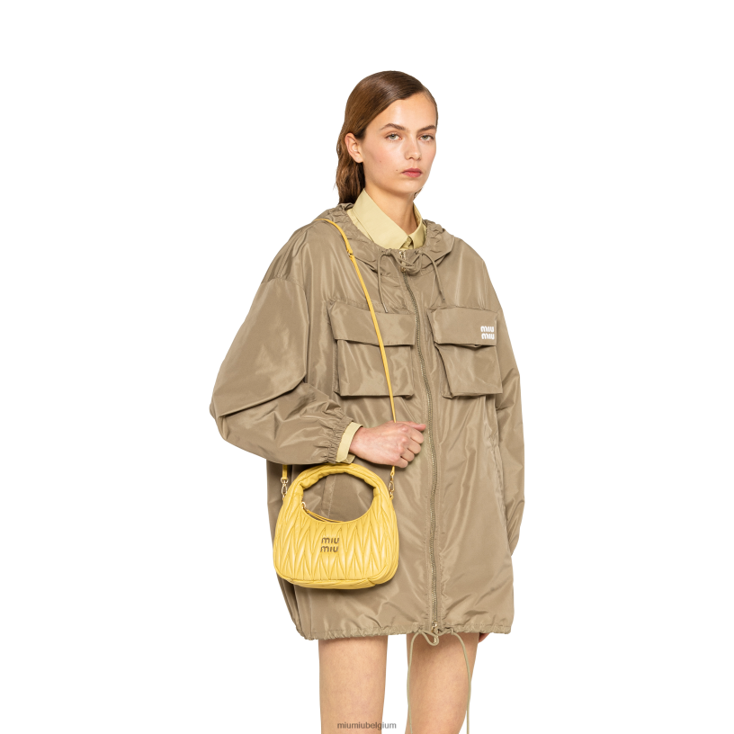 Miu Miu ananasdwaal matelasse mini hobo tas van nappaleer N8F6L8 verzameling