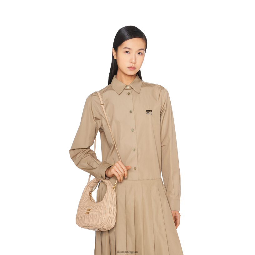 Miu Miu zandbeigedwaal gematelasseerde nappa lederen hobo tas N8F6L25 verzameling