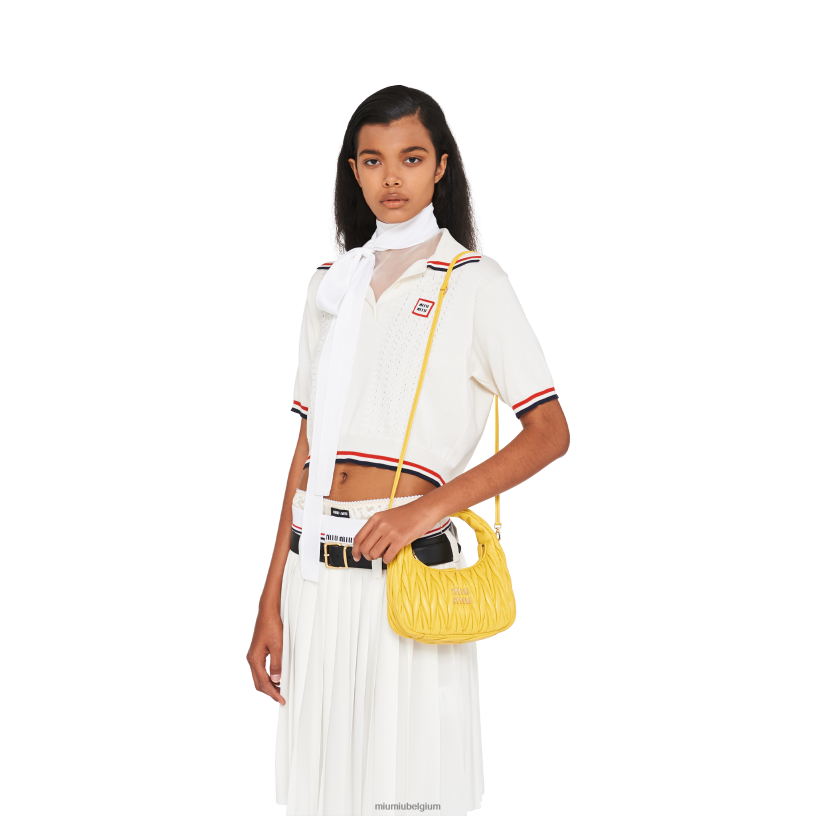 Miu Miu zonnig geeldwaal matelasse mini hobo tas van nappaleer N8F6L2 verzameling
