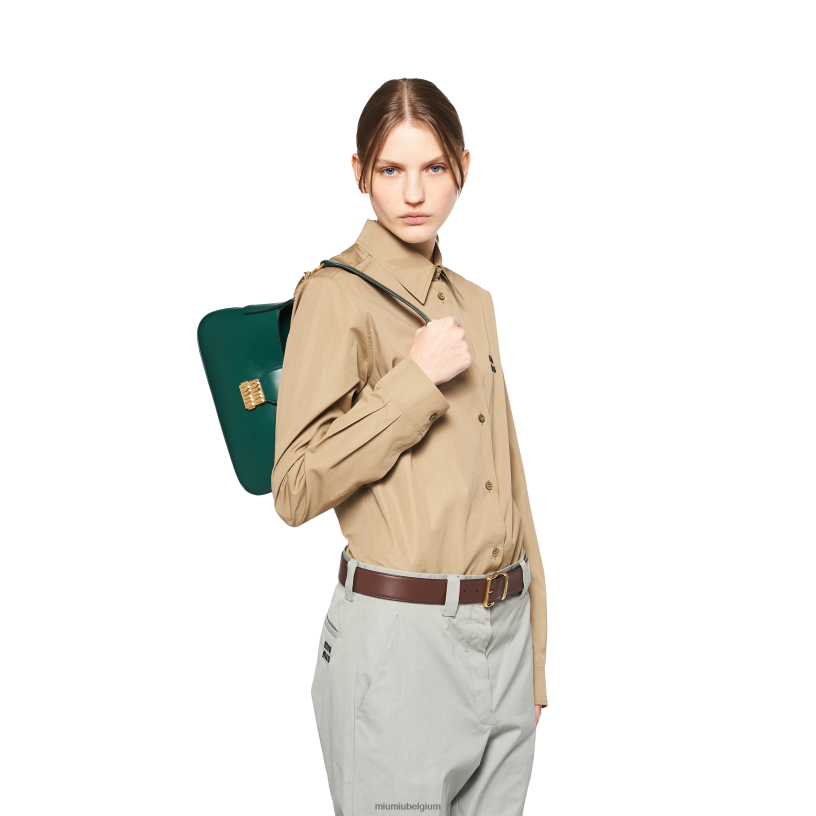 Miu Miu oleander groenlederen hobo tas N8F6L91 verzameling