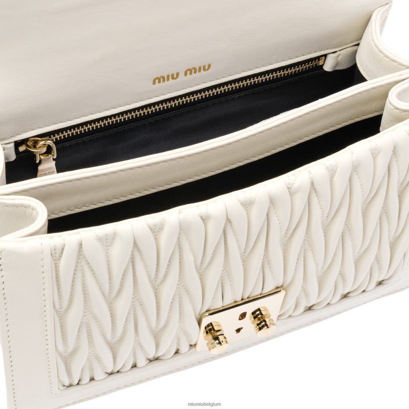 Miu Miu witvertrouwelijk gematelasseerde nappa lederen tas N8F6L114 verzameling