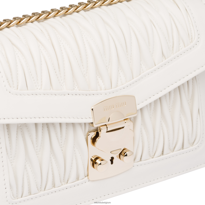 Miu Miu witvertrouwelijk gematelasseerde nappa lederen tas N8F6L114 verzameling