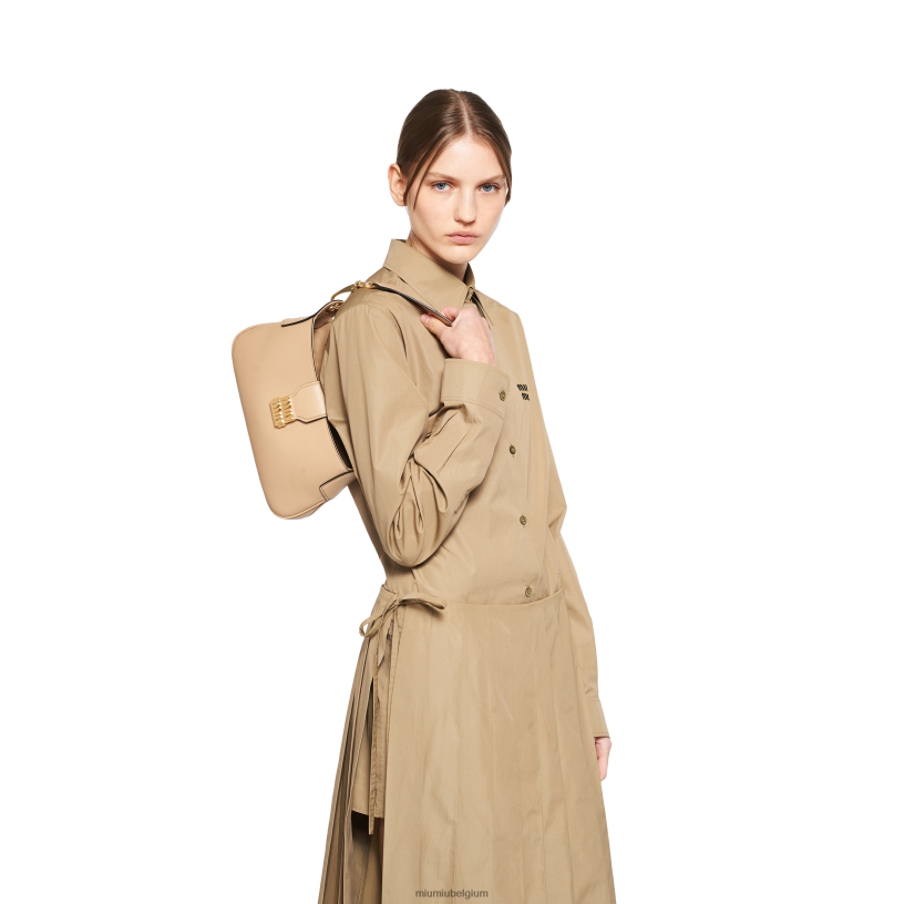 Miu Miu zandbeigelederen hobo tas N8F6L92 verzameling