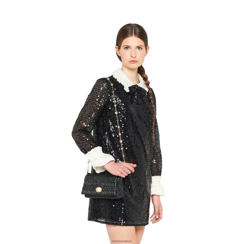 Miu Miu zwartschoudertas N8F6L105 verzameling